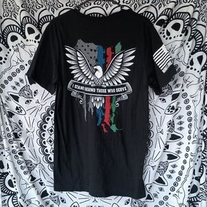 Nine Line Apparel “I Stand Behind Those‎ Who Serve” Graphic Tee